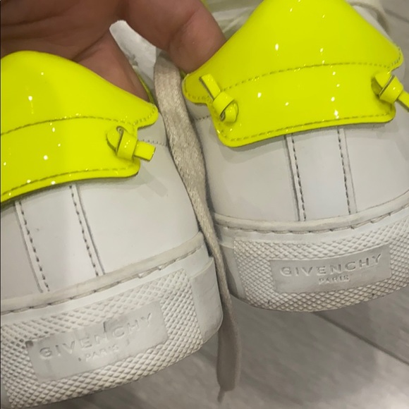 Shoes - Picture 2 of 5